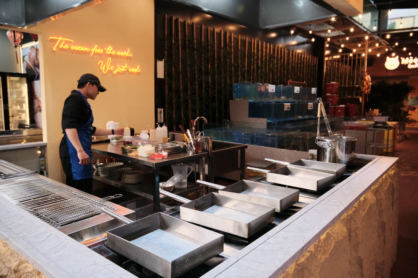 Bếp nướng mở tại Mèo Thèm Cá